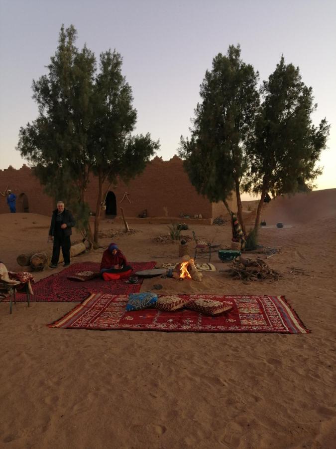 Bed and Breakfast Camp Iguidi Tours M’hamid El Ghizlane Exterior foto